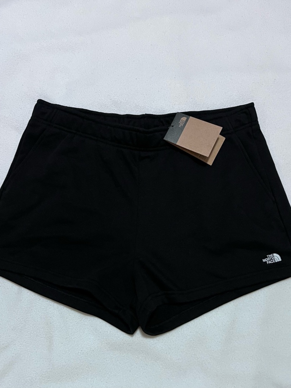 NWT The North Face Women's Black  Shorts